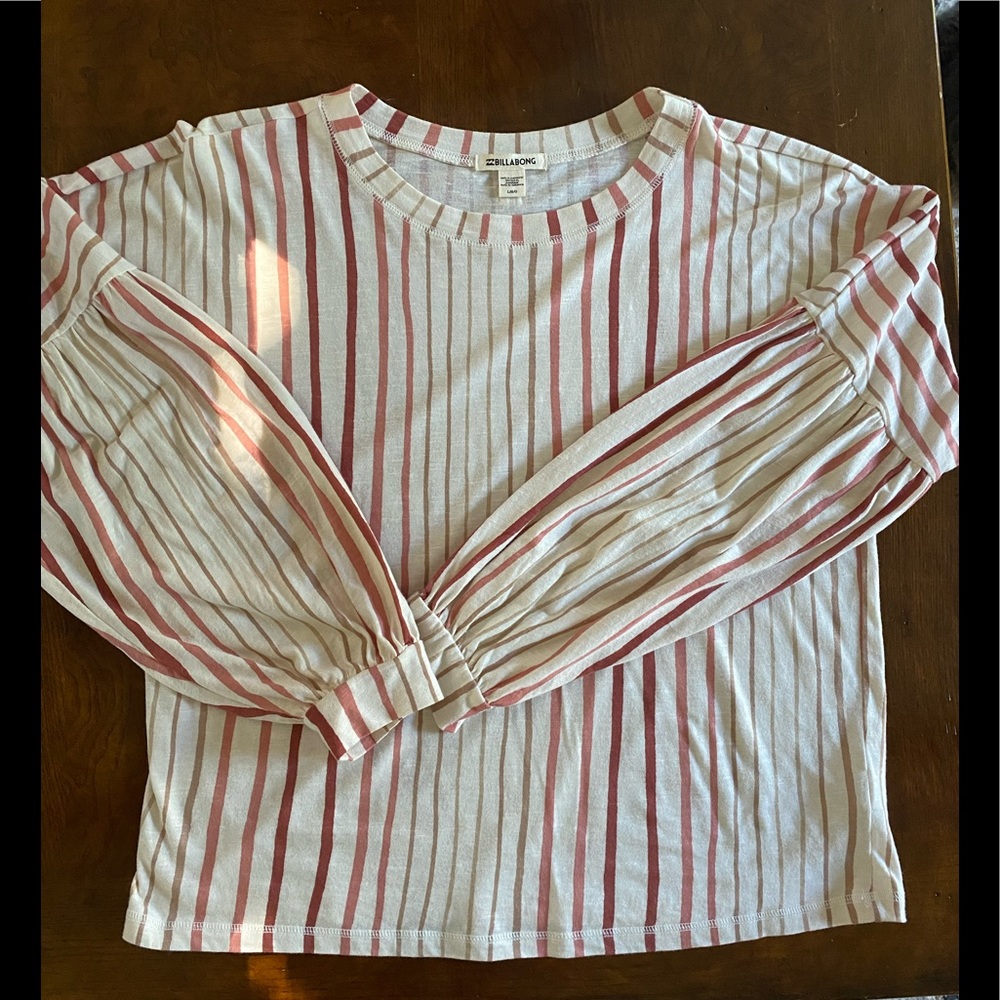 Billabong top from the Buckle